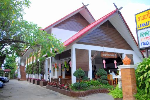 Lanna Thai Guesthouse - Housity