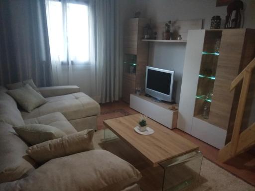 Casa con terraza en Vilagarcía - Housity