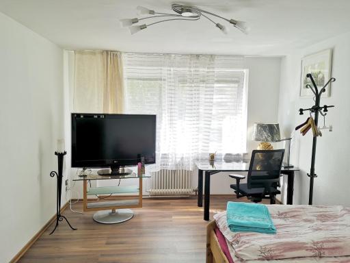 Business Apartment VAT Invoice Near Metro - Hizvo