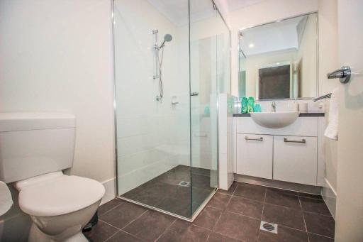 The Happy Delightful Place - Entire 2 Room Apartment - Housity
