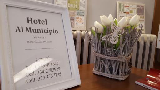 Albergo Al Municipio - Housity