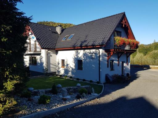 ADUSIÓWKA - Housity