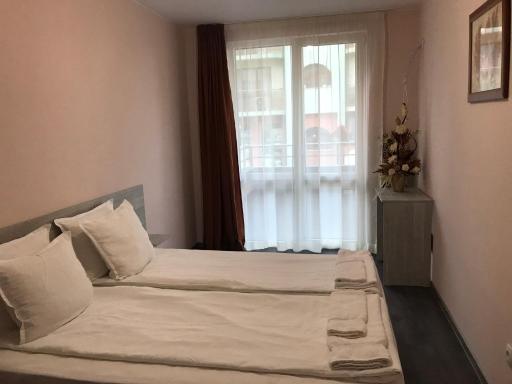 Apartments Orpheus Residence - Housity