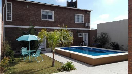 Casa Con Pileta En Roldan - Housity