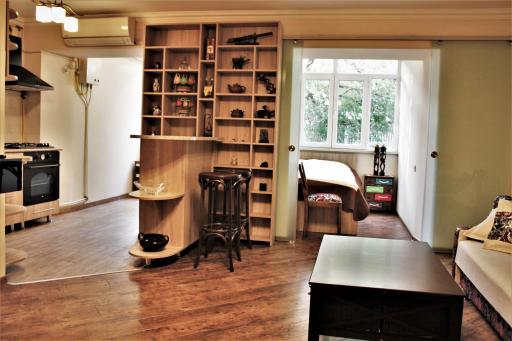 Studio apartment in Yerevan City Center - Housity