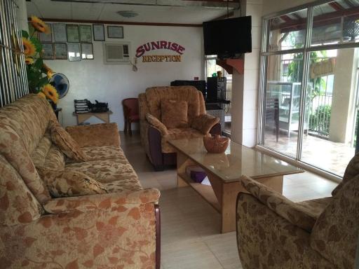 Sunrise Apartelle - Housity