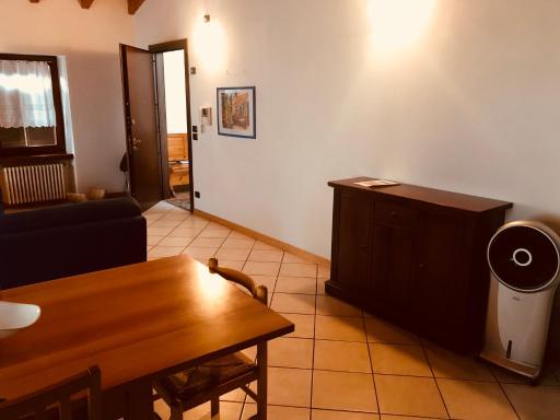 Casella's Apartments - Housity
