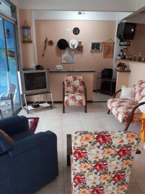 Hospedagem Narcizo - Housity