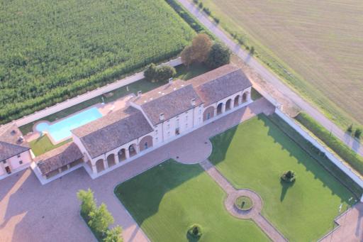 Villa Dello Spino - Housity