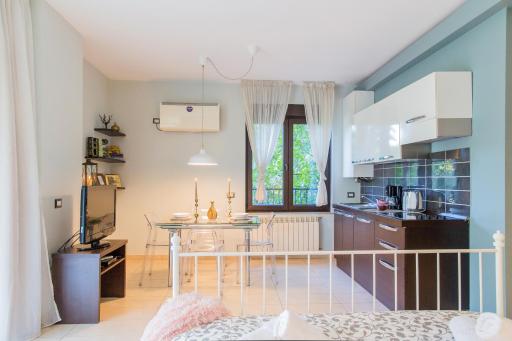One Love Metropolitan Gardens Studio - Housity
