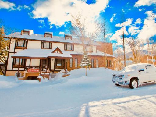 Appi Life is Beautiful - Housity