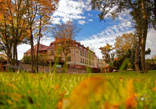 Hotel i Restauracja \"Pod Orłem\" - Housity