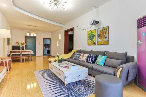 Chongqing Yuzhong·HongYaDong· Locals Apartment 00171430 - Housity