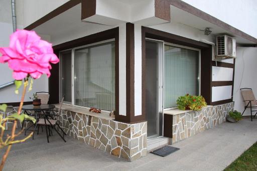 Perelik House - Housity