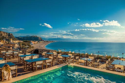 Ngonia Bay Boutique Hotel - Housity
