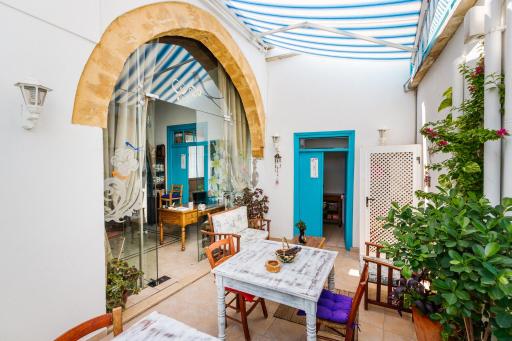 Cypriot Swallow Boutique Hotel - Housity