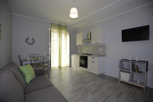 Belle Arti - Housity