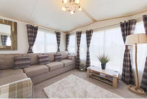 Blenheim, Padstow - Housity