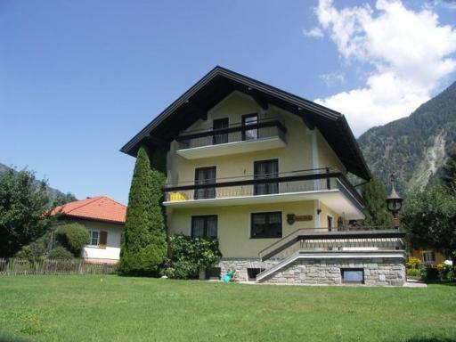 Gästehaus Resinger - Housity