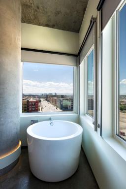 The Source Hotel - Housity