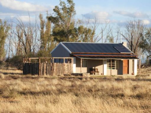 Karri Grove Cottages - Housity