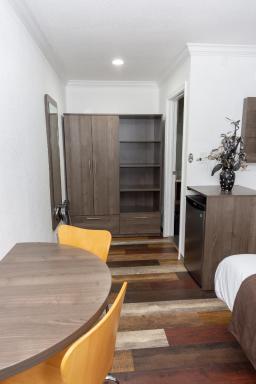 Value Inn Bellflower - Housity