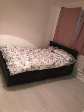 Graceland Woolwich - Housity