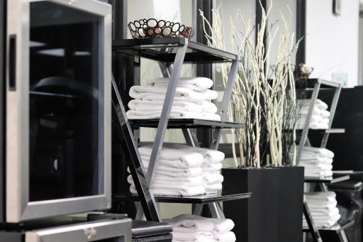 Harborside Hotel - Housity
