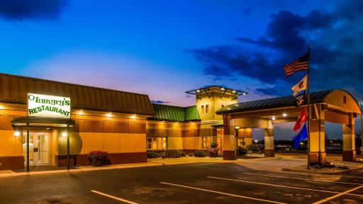 Rock Island Inn & Suites Marshalltown - Housity