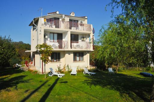 Villa Velika - Slavi - Housity