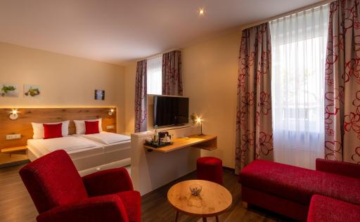 Hotel Zum Rosengarten - Housity