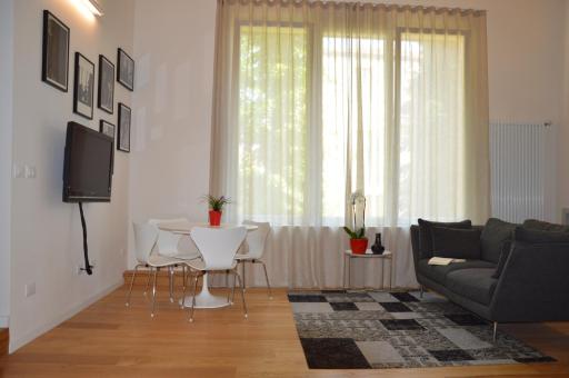 bright and silent apartment near two towers - Housity