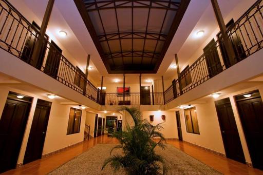 Hotel El Cerro - Housity