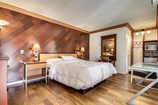 Motel Bellefeuille - Housity