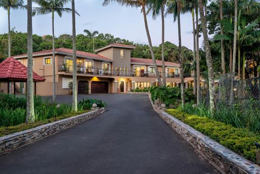 Valley Villa - Housity