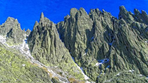 Apartamentos Torre de Gredos - Housity