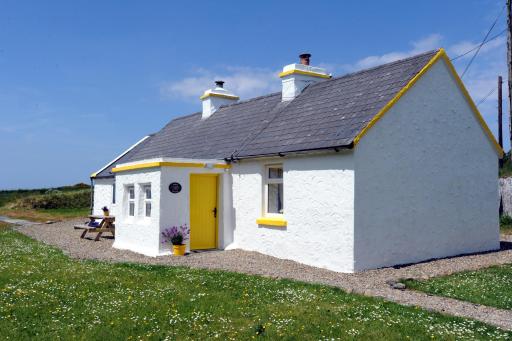 Yellow Cottage, Doolin - Housity