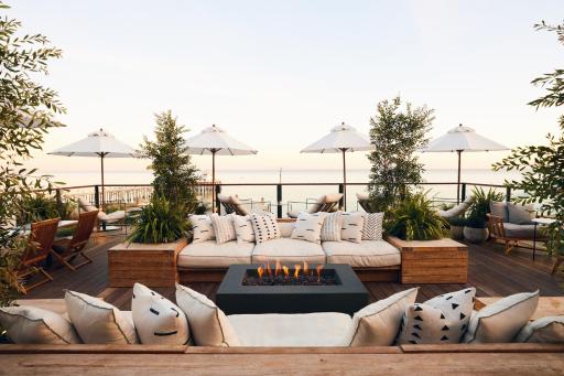The Surfrider Malibu - Housity