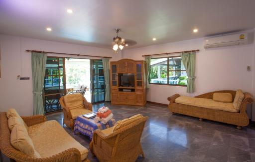 Ya Nui Resort - SHA EXTRA Plus - Housity