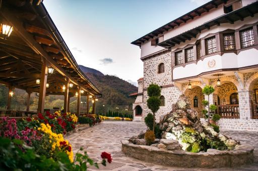 The House of the Miyaks - Housity