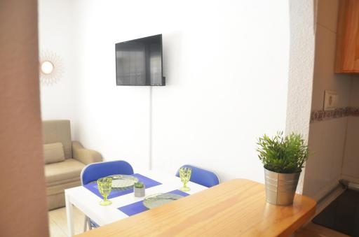 Pretty Studio With Swimming Pool - Housity
