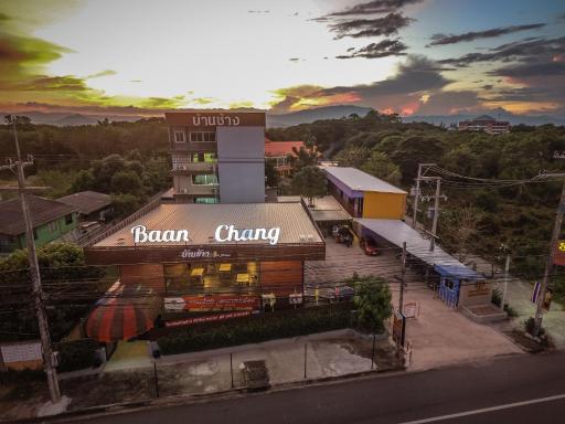 Baan Chang Hotel & Coffee House - Housity
