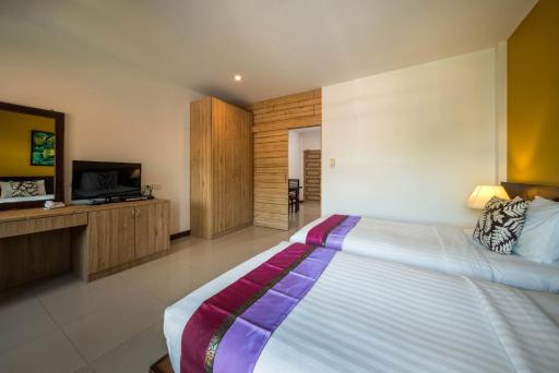 Kamala Beachfront Apartment - Housity