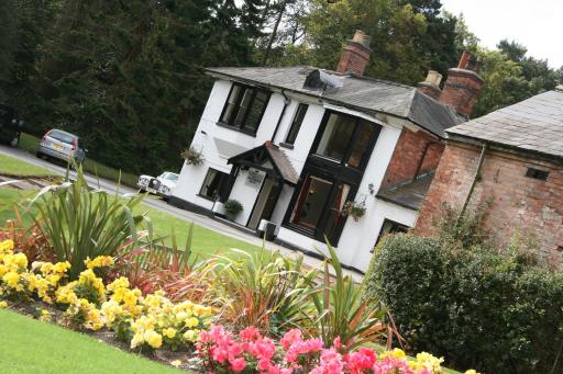Old Rose and Crown Hotel Birmingham - Housity