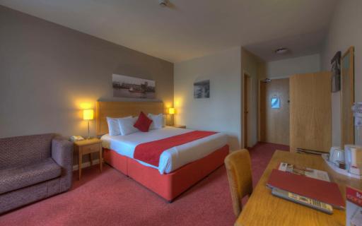 Kingstown Hotel by Greene King Inns - Housity
