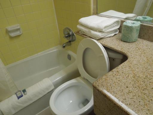 Belmont Inn & Suites Virginia Beach - Housity