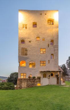 Turm zu Schloss Schedling - Housity