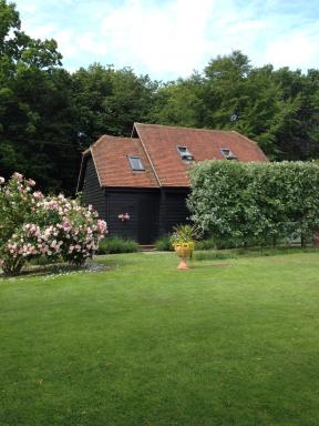 Wellrose Barn - Housity