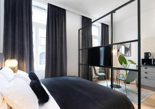 Pierrot & Pierrette - Housity