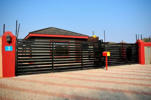 Mathlyn Guesthouse Gaborone - Housity